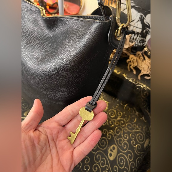 Fossil Black Pebble Leather Crossbody Hobo Shoulder bag w Guitar & Handle Strap - Picture 9 of 13